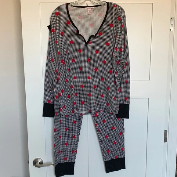 Victoria's Secret Black & White Houndstooth Pajama Top bottom Red Heart Print - Picture 1 of 11